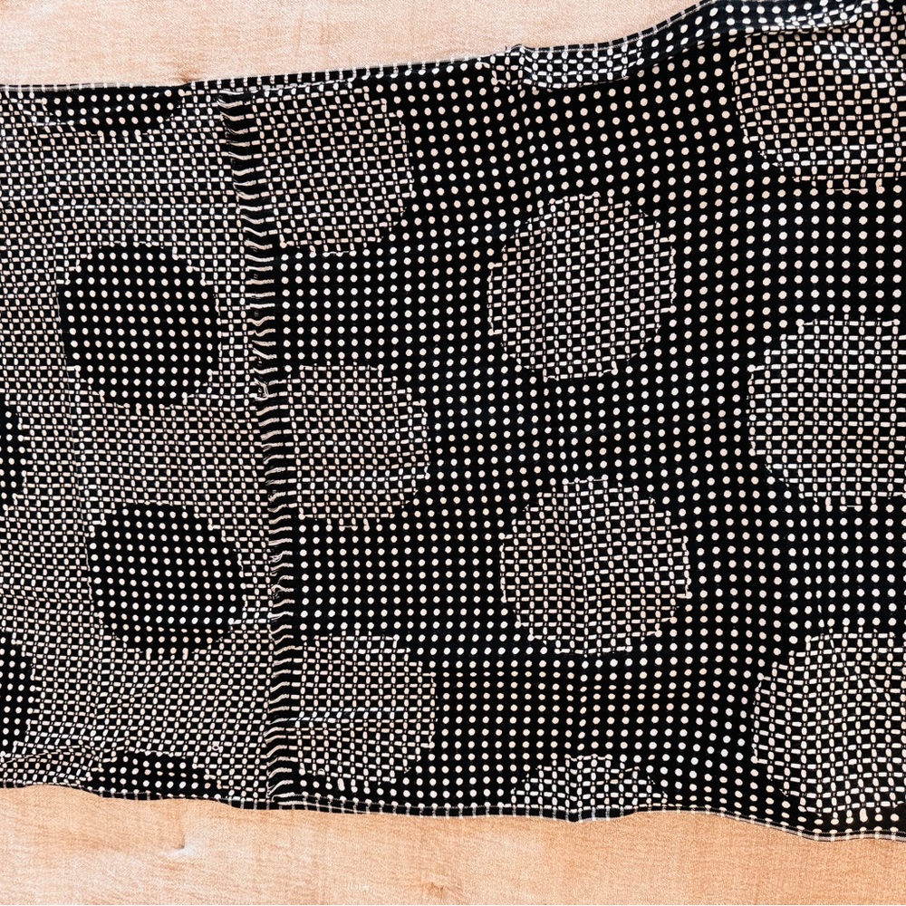 White House Black Market Black/White Oblong Scarf
